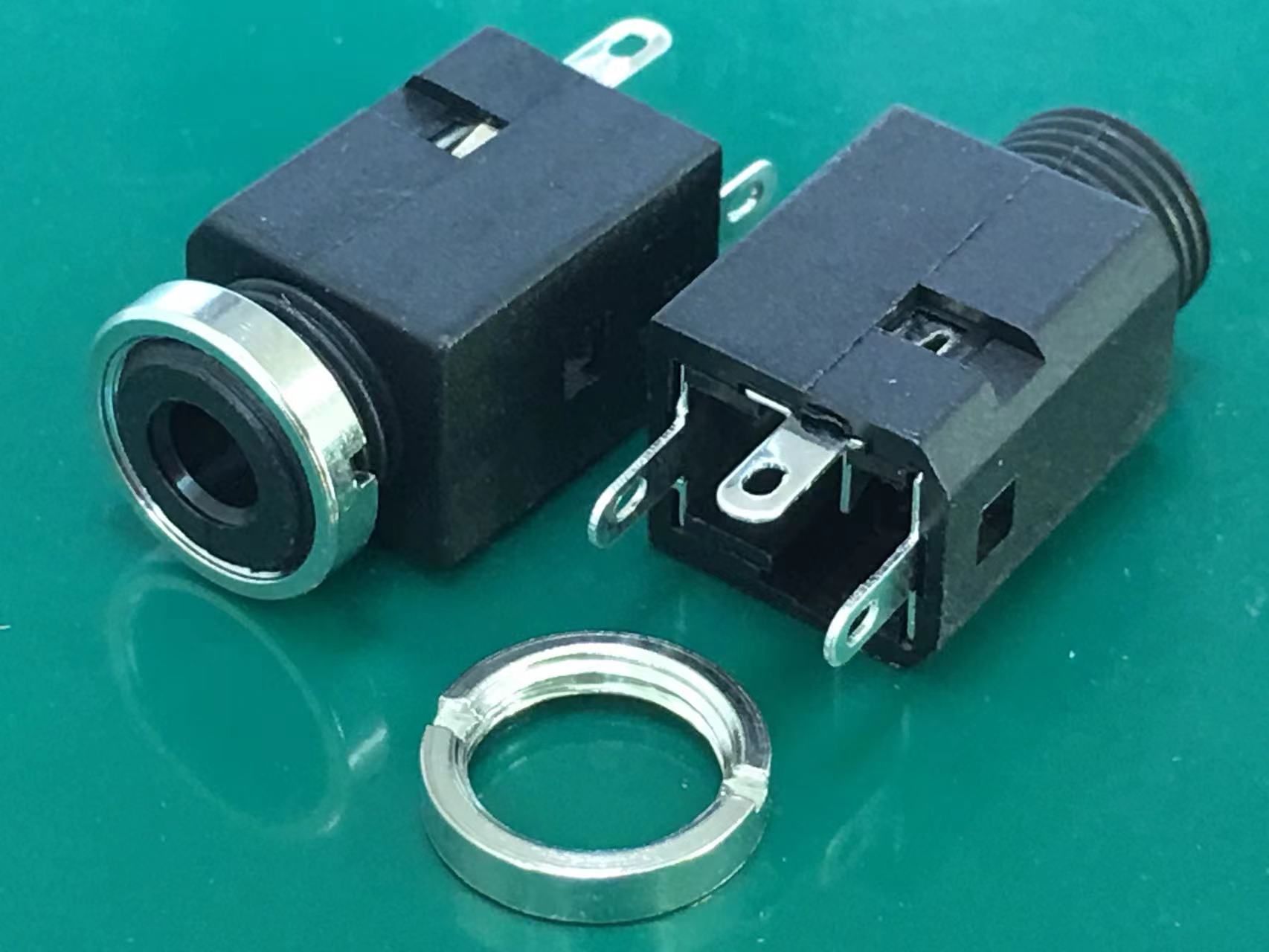 耳機(jī)插座PJ301EM 341-3P 206 610-6P 376 392 391 AC電源插座
